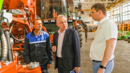 МИХАИЛ ОРДА: «КУРС НА СОХРАНЕНИЕ ПРОМЫШЛЕННЫХ ПРЕДПРИЯТИЙ, ИХ МОДЕРНИЗАЦИЮ ДОКАЗАЛ СВОЮ ЭФФЕКТИВНОСТЬ»
