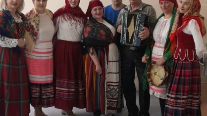 Профком и администрация Пинского межрайонного родильного дома перечислили более 800 рублей городскому Дому ребенка