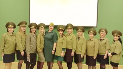 с Днем защитников Отечества поздравили мужчин в Пинской центральной поликлинике