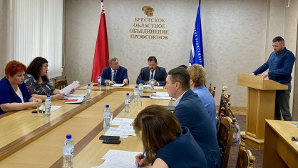 Профсоюз медработников и организации здравоохранения Брестской области выделили на подготовку детей к школе почти 92 тысячи рублей