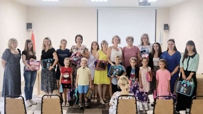 Профком Барановичской санстанции устроил праздник для первоклассников с вручением подарков