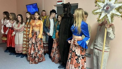 Ученики 19 школы подарили праздник пациентам и работникам Брестской городской больницы паллиативной помощи «Хоспис»