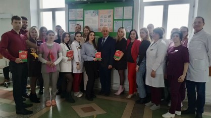 Диалоговая площадка в честь Дня Конституции и 30-летия Основного свода законов: обсуждение роли Конституции для молодежи здравоохранения