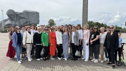 В преддверии 9 мая и 22 июня профсоюзная организация Брестского областного родильного дома организовала экскурсию в Мемориальный комплекс «Брестская крепость-герой»