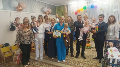 Концерт ко Дню защиты детей в специализированном доме ребенка Пинска посетили медработники региона